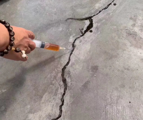 黄石混凝土裂缝修补技术详解​
